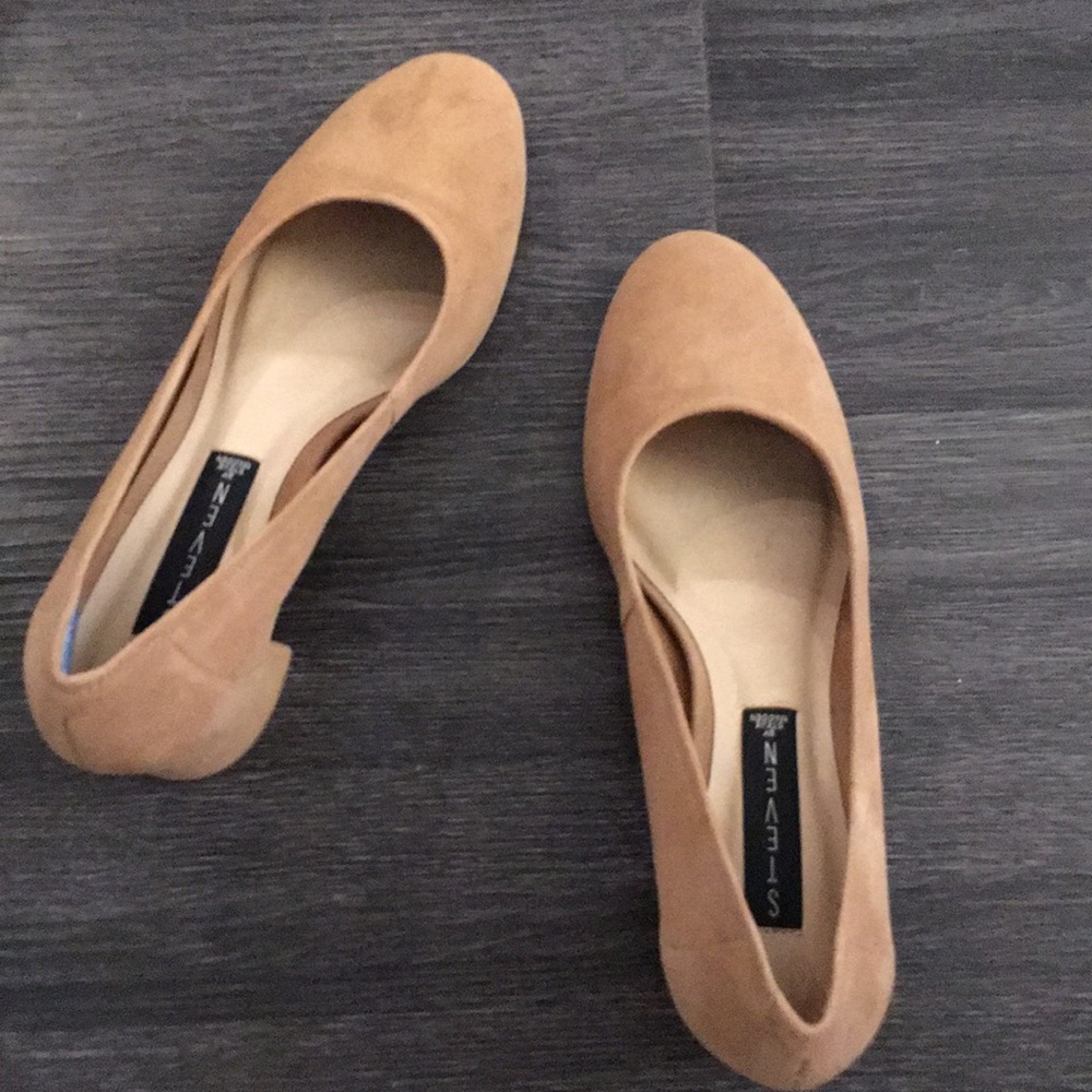Steve Madden low heel shoes
